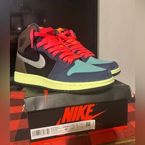 2020
Air Jordan 1 Retro High 'Tokyo Bio Hack 4.5Y